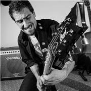 Profesor de guitarra, clases particulares. Digitación, acordes, escalas, etc